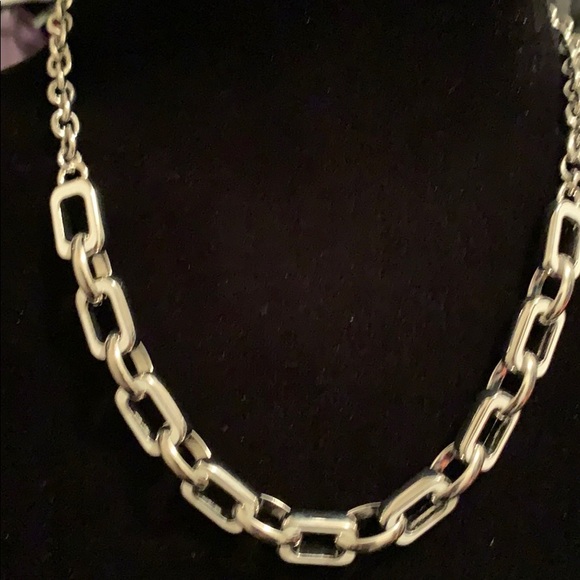 Dual sided (white & Navy) box link chain necklace - Picture 6 of 7